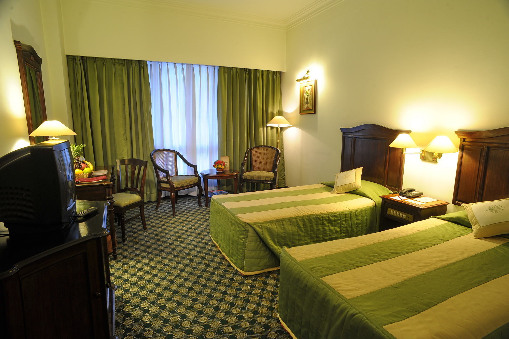 Grand Hotel Катманду Экстерьер фото