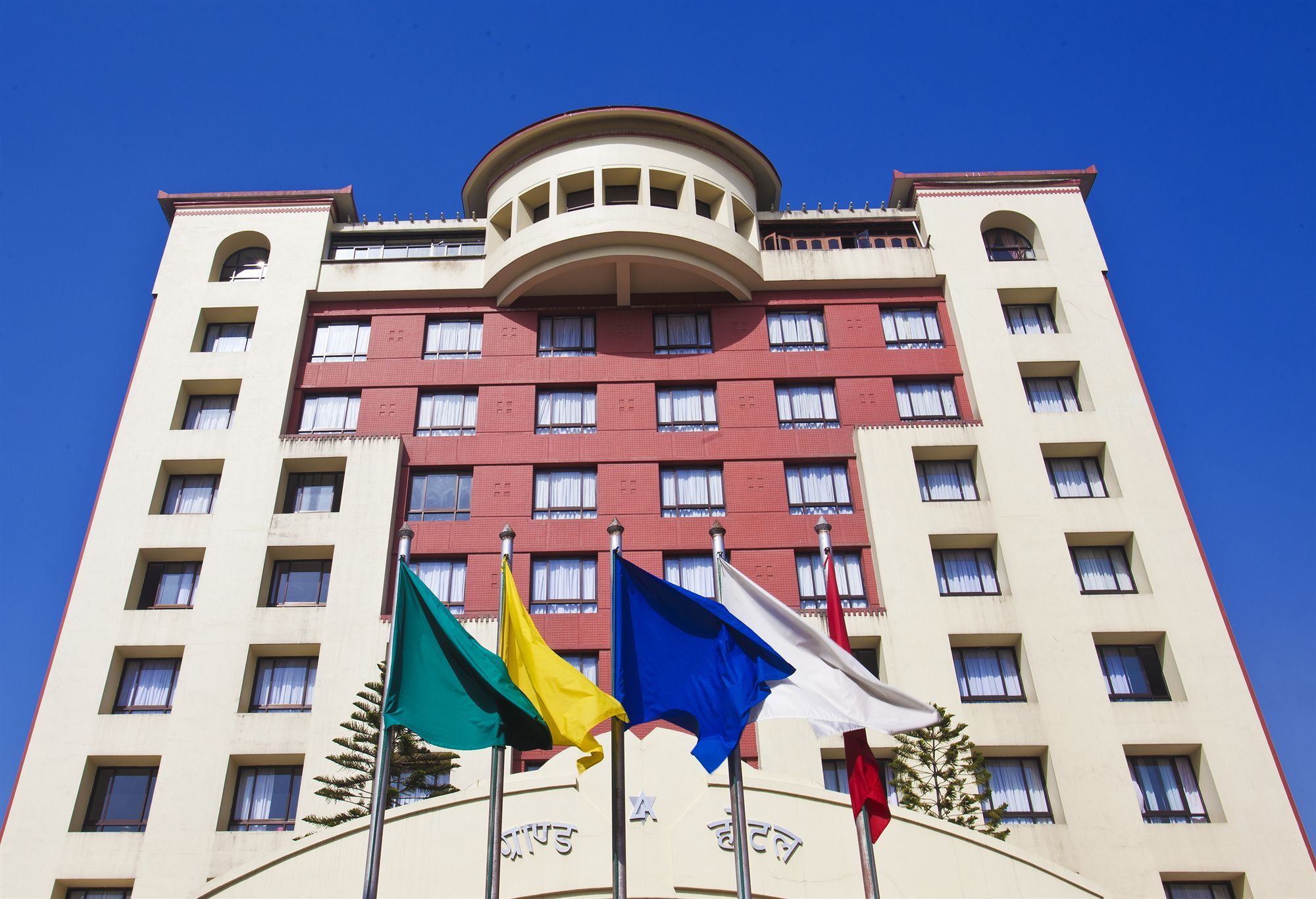 Grand Hotel Катманду Экстерьер фото